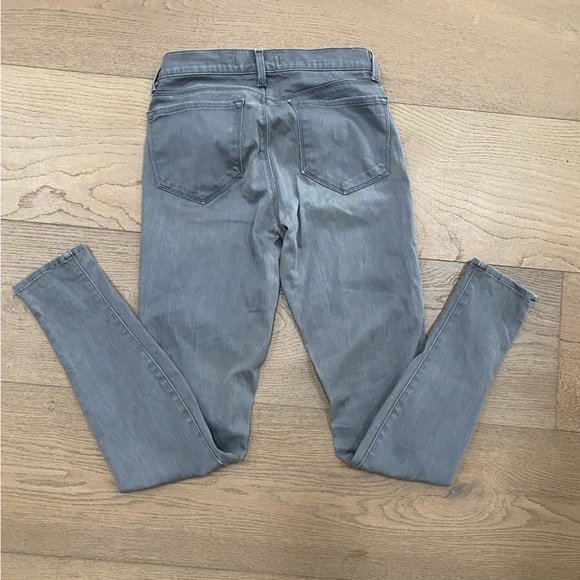 J Brand size 27 Gotham skinny jeans. Stretchy and soft, perfect to dress up! - Picture 4 of 4